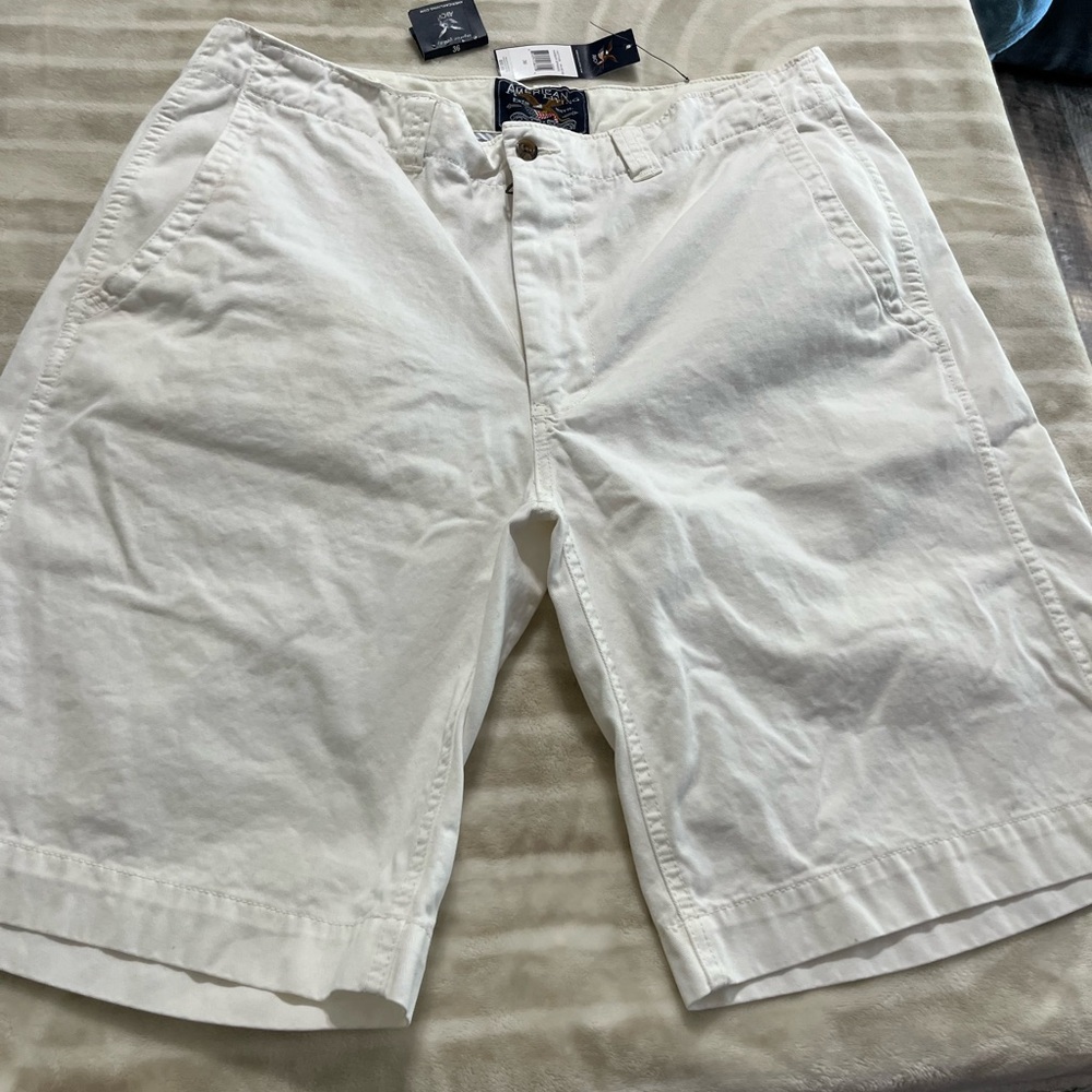 American Living 36 Classic White Men's Shorts